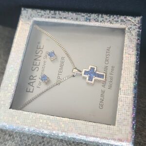 EAR SENSE EARRING / NECKLACE SET